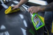 Meguiar's - hybridní keramický detailer pro odstranění lehkých nečistot a posílení ochrany, 768 ml